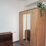 Kaz Bedrooms Апартаменты Малага